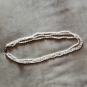 Five pieces vintage jewelry, Estate Costume Jewelry.